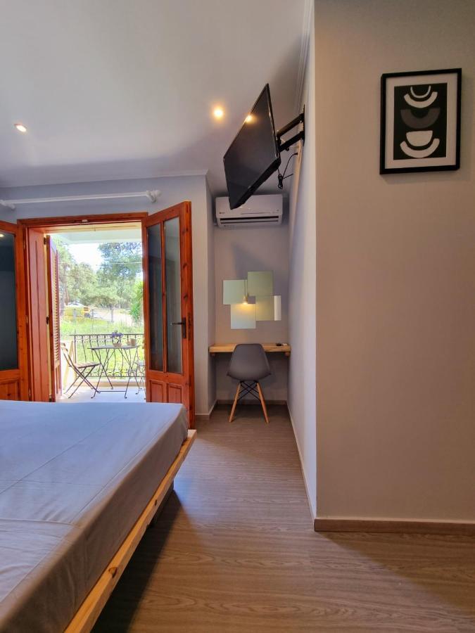 לימנריה Hotel Karagiannis מראה חיצוני תמונה