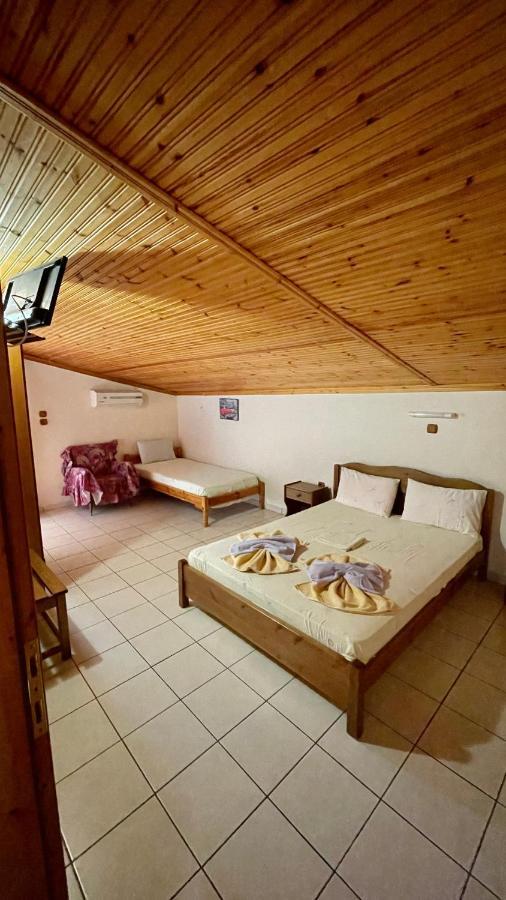 לימנריה Hotel Karagiannis מראה חיצוני תמונה