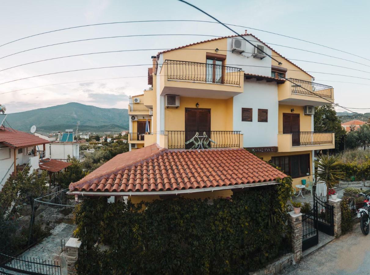 לימנריה Hotel Karagiannis מראה חיצוני תמונה