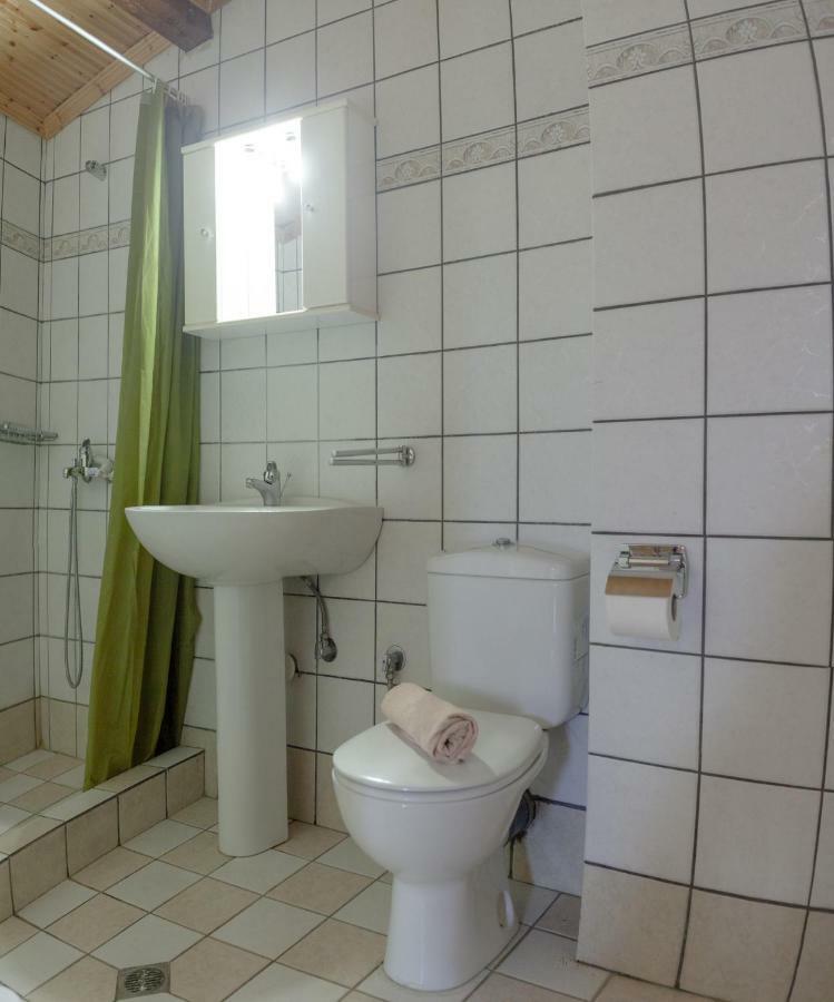 לימנריה Hotel Karagiannis מראה חיצוני תמונה